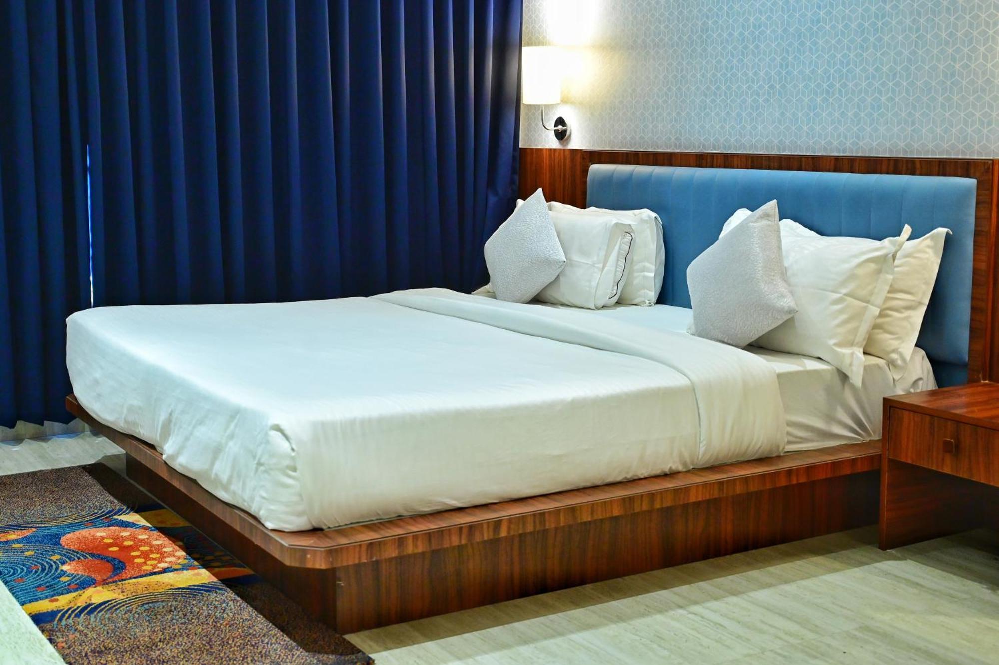 The One Hotel נאסיק מראה חיצוני תמונה